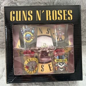 NEW In Box Guns N' Roses Collectable Shot Glass Set of 4 Gift Set Rock Music